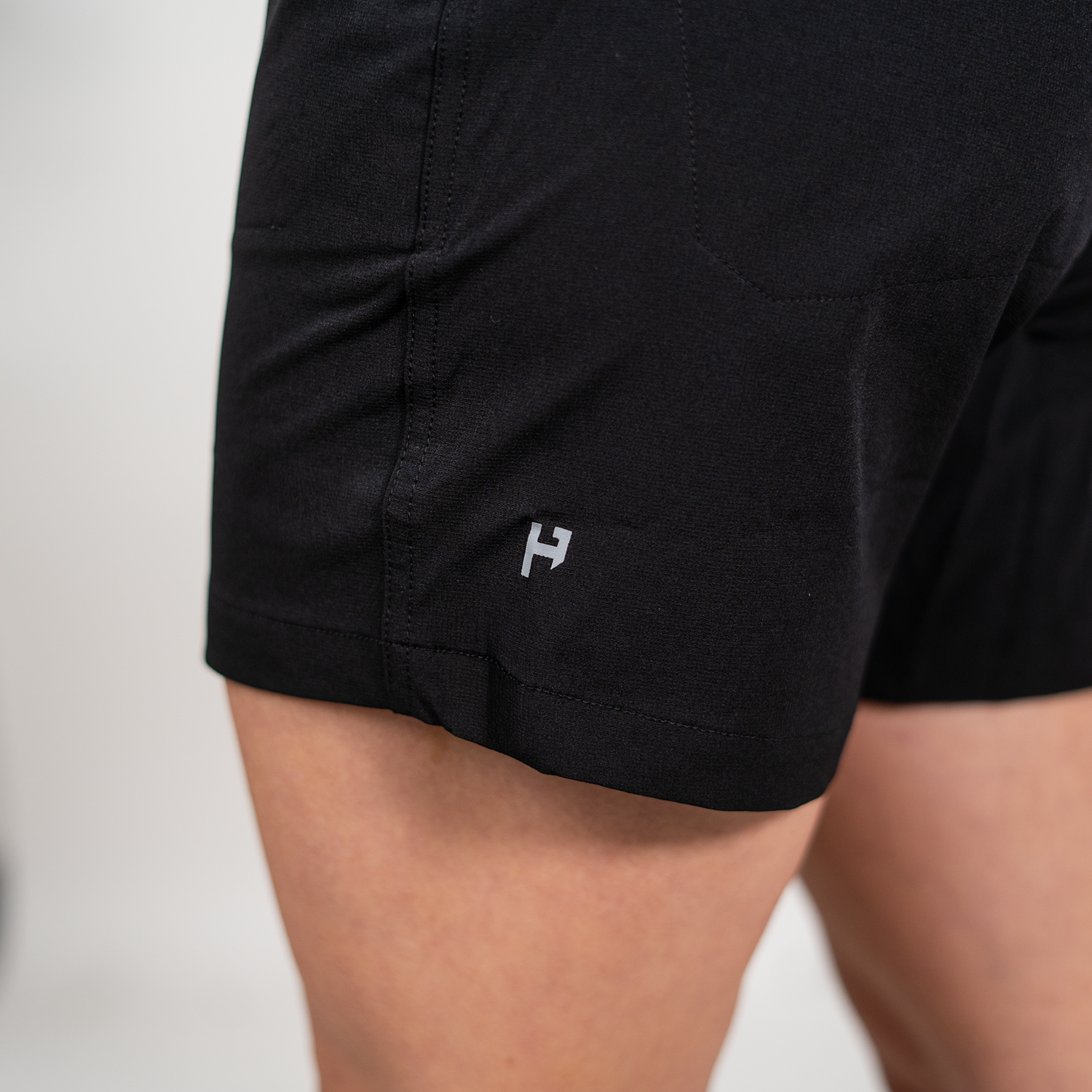 Women's Hot Lap Short – Obsidian
